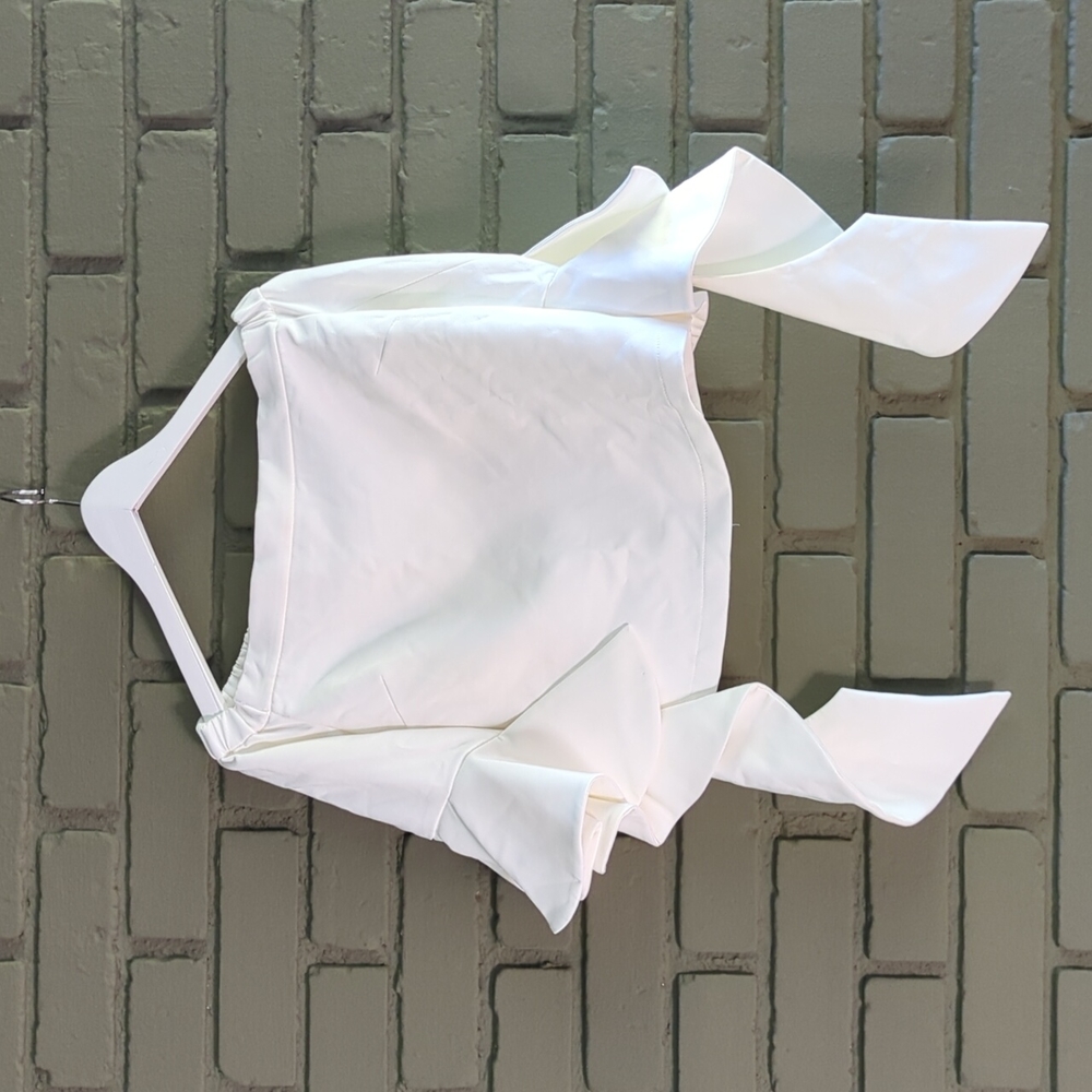 White Chicwish top - Size L (fit: M)